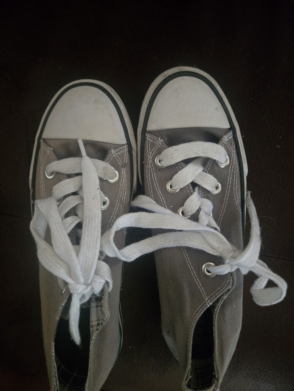 Classic Gray Canvas Womans Sneakers with White Toe - Seventeen